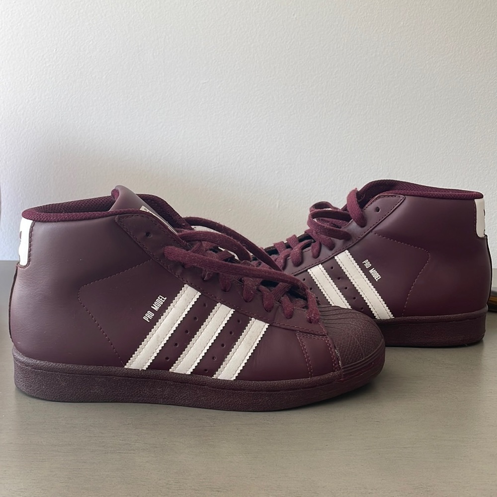 Burgundy Adidas size 5.5